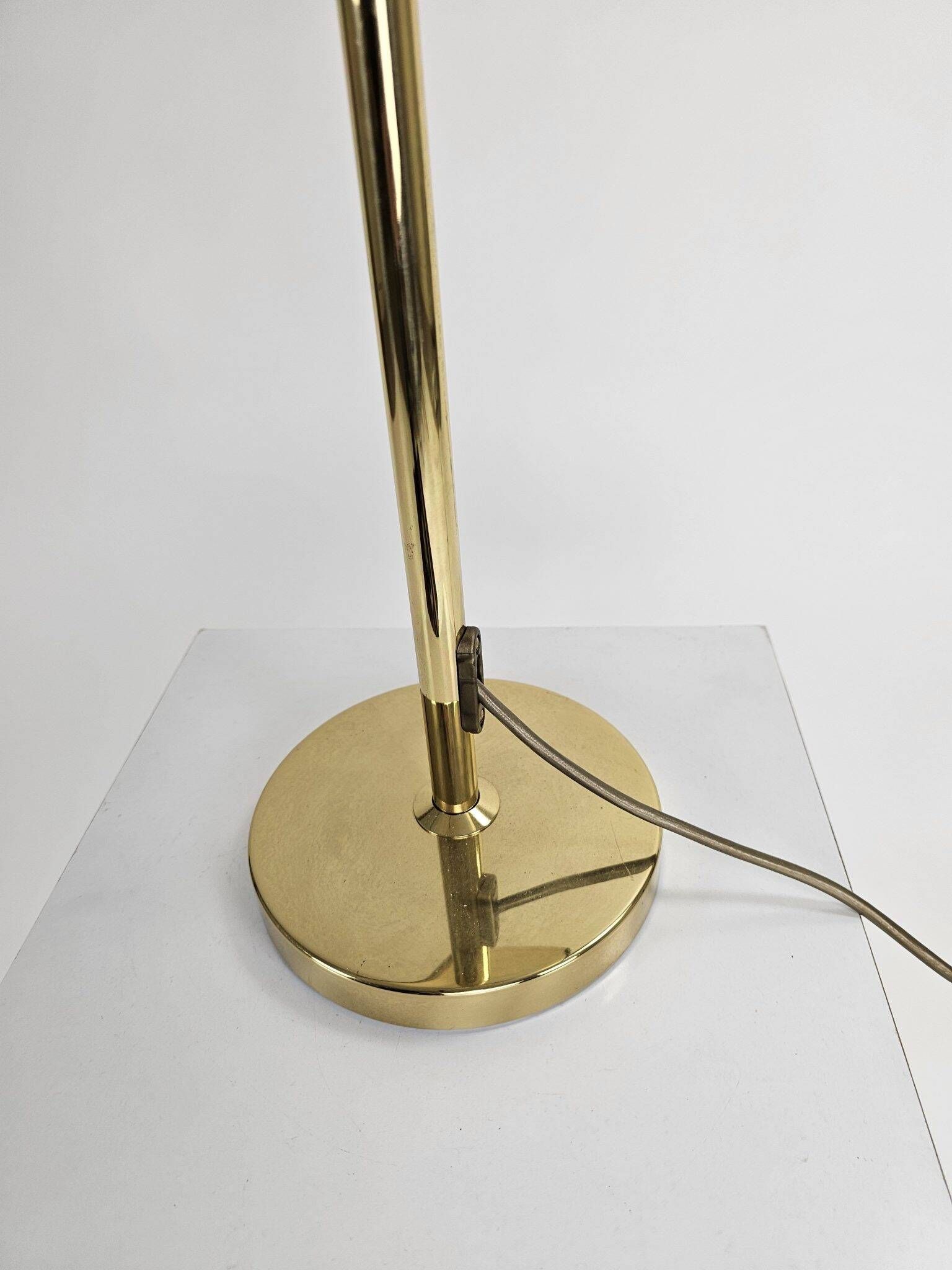Glass fiber Italian table lamp