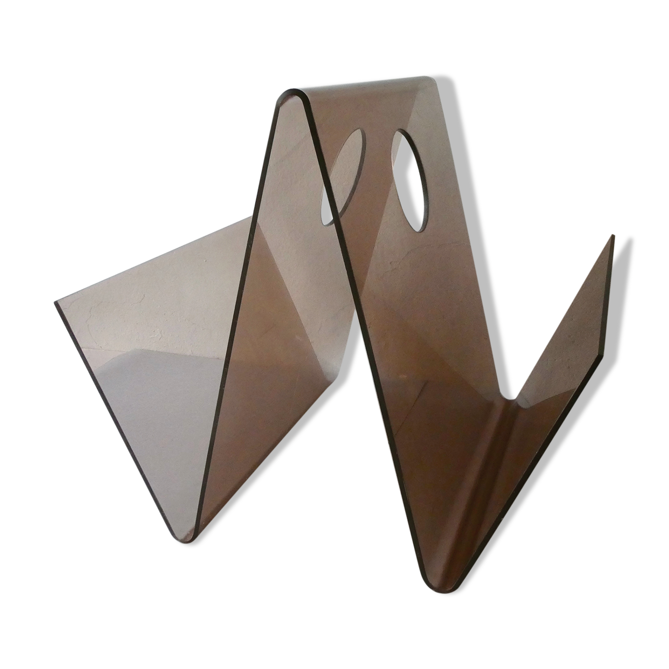 Porte revue en plexiglas fumé, années 70, h 42 cm | Selency plexiglas fume