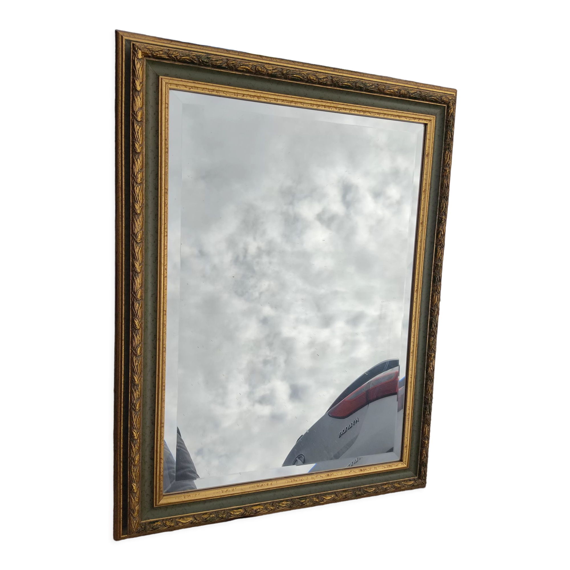 Beveled mirror