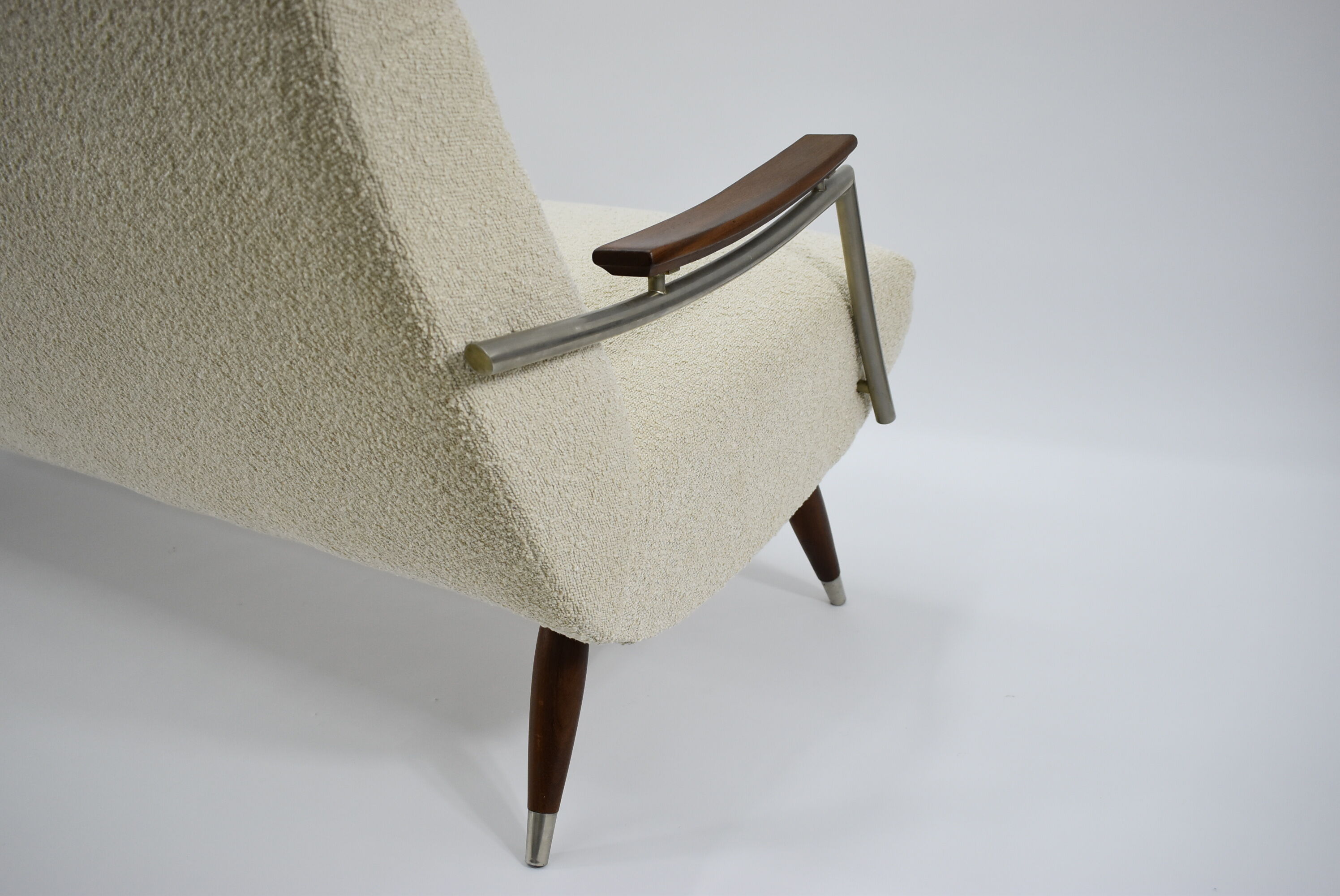 Canapé Danemark années 1960 bouclé beige