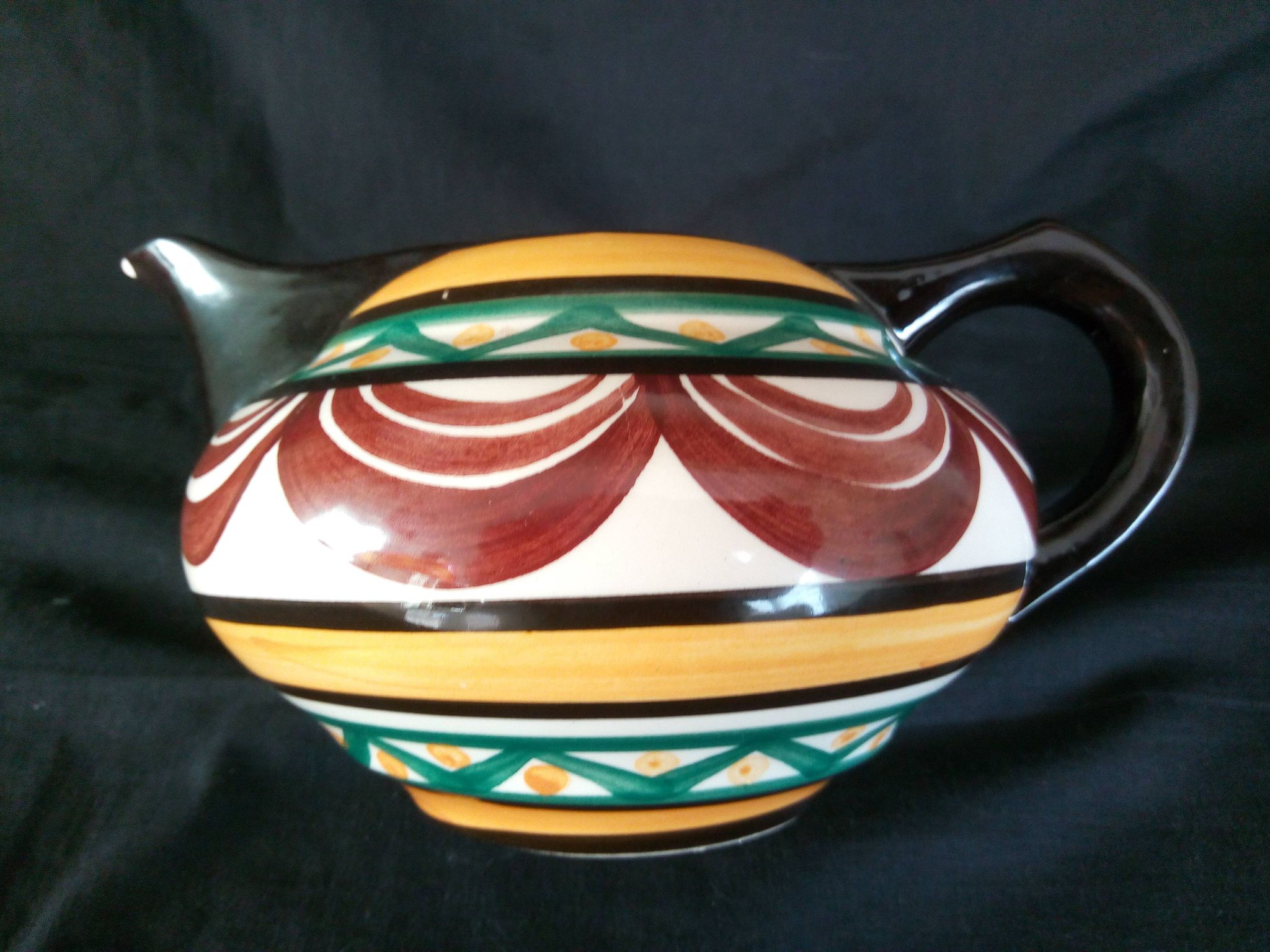 Art deco coffee service in St. Jean de Bretagne earthenware, hand painted (15 pieces)