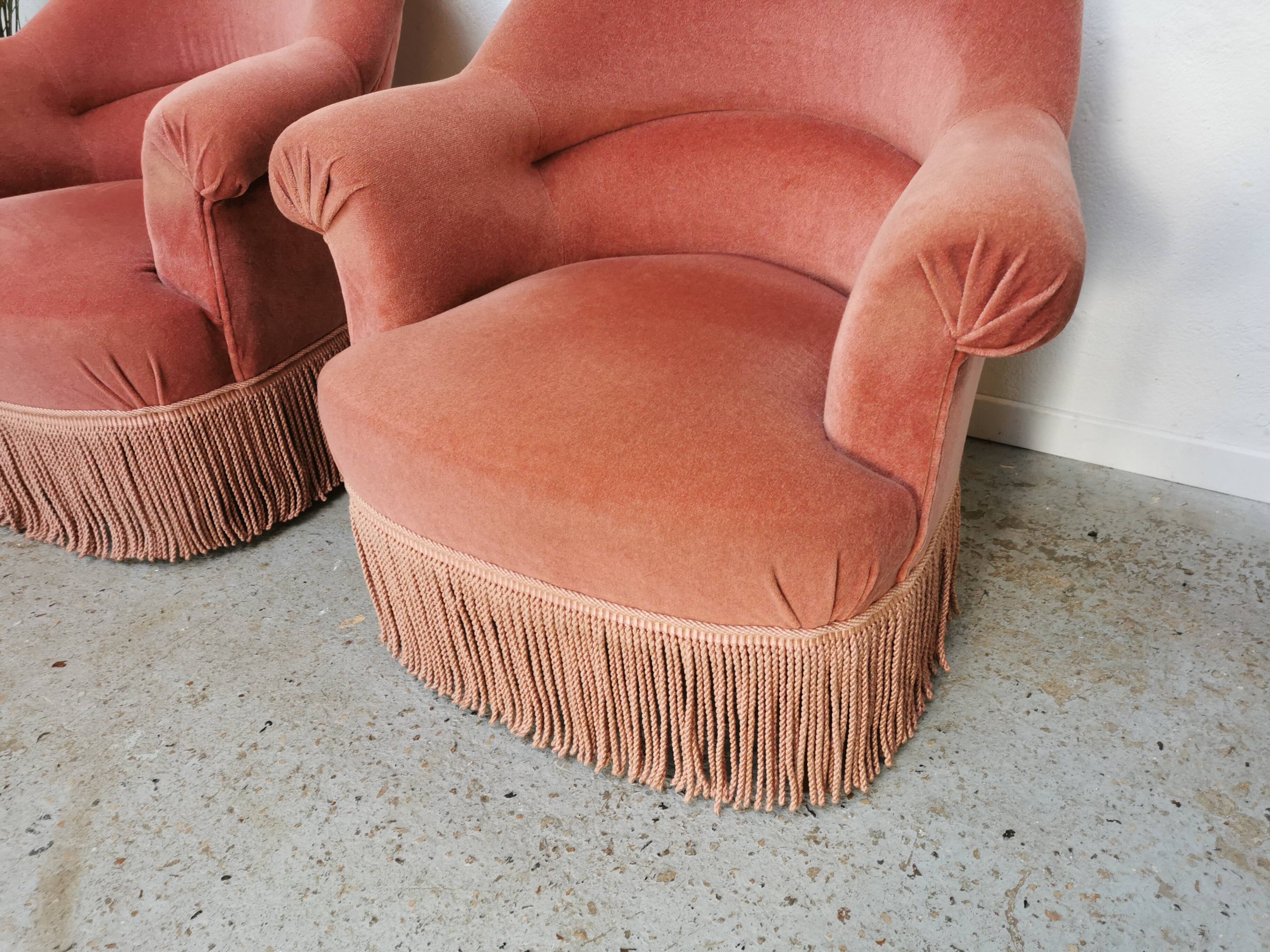 Paire de fauteuils crapaud vintage