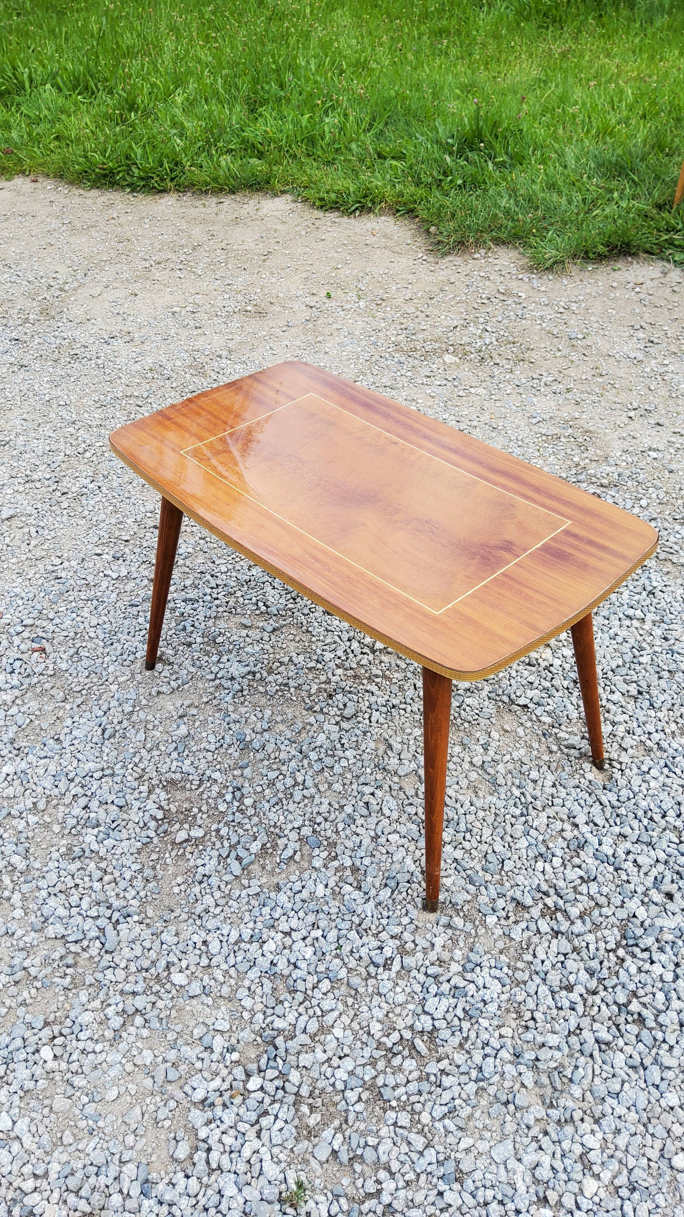 Coffee table of the 60s compass mahogany