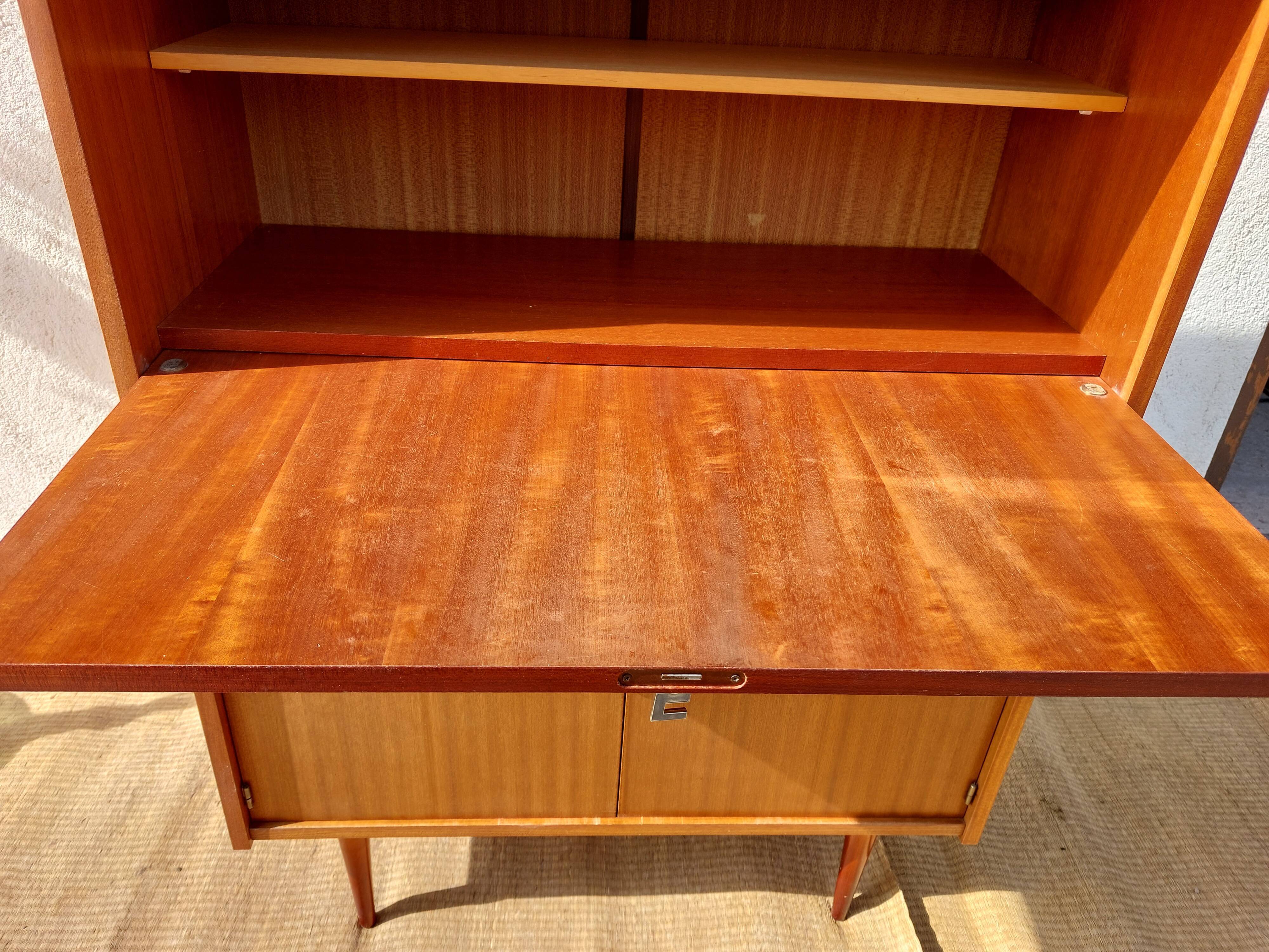 secretary 70s