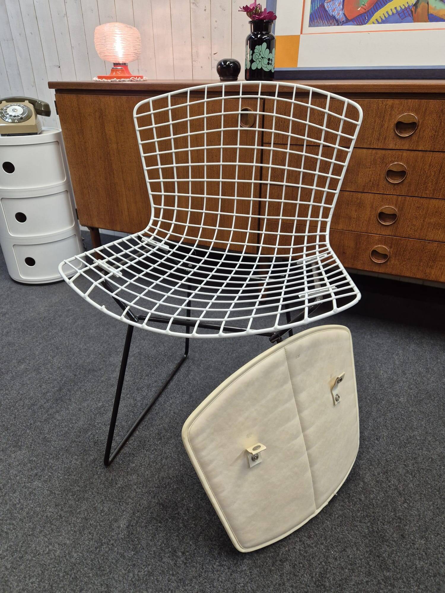 Vintage Harry Bertoia chair