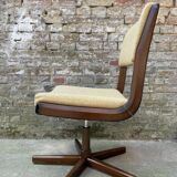 Scandinavian style swivel office chair