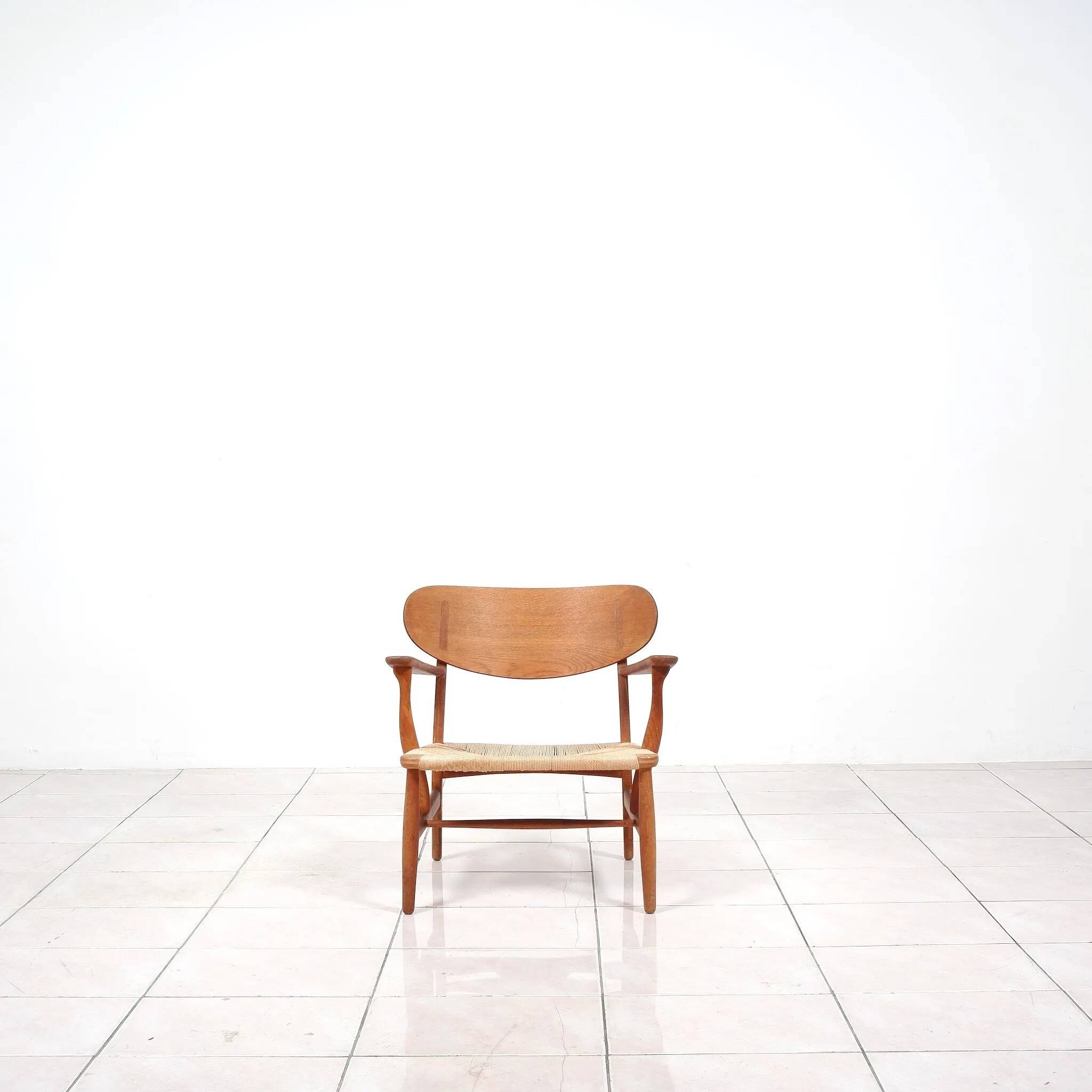 „CH22“ Lounge Chair by Hans J. Wegner for Carl Hansen & Son