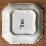 Plat de service en porcelaine de Gien