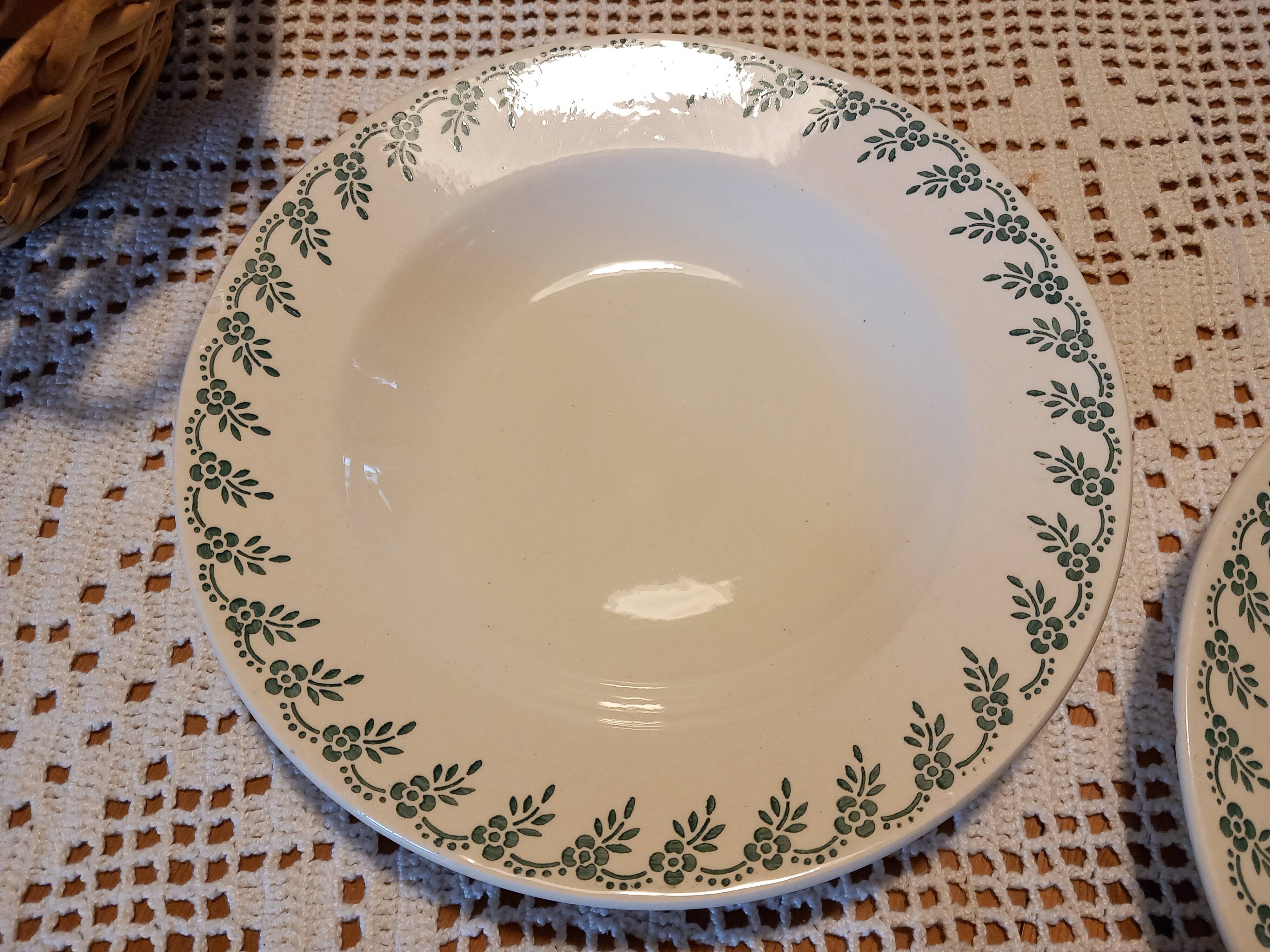 Set of 2 deep plates Terre de fer Choisy le Roi model 1212