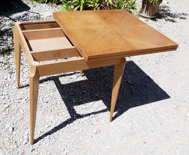 Vintage wallet table in blond oak