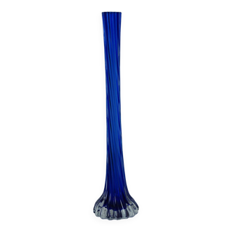 Twisted glass soliflore vase