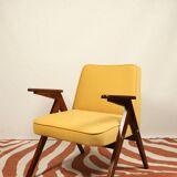 Fauteuil en bois et velours jaune par Chierowski