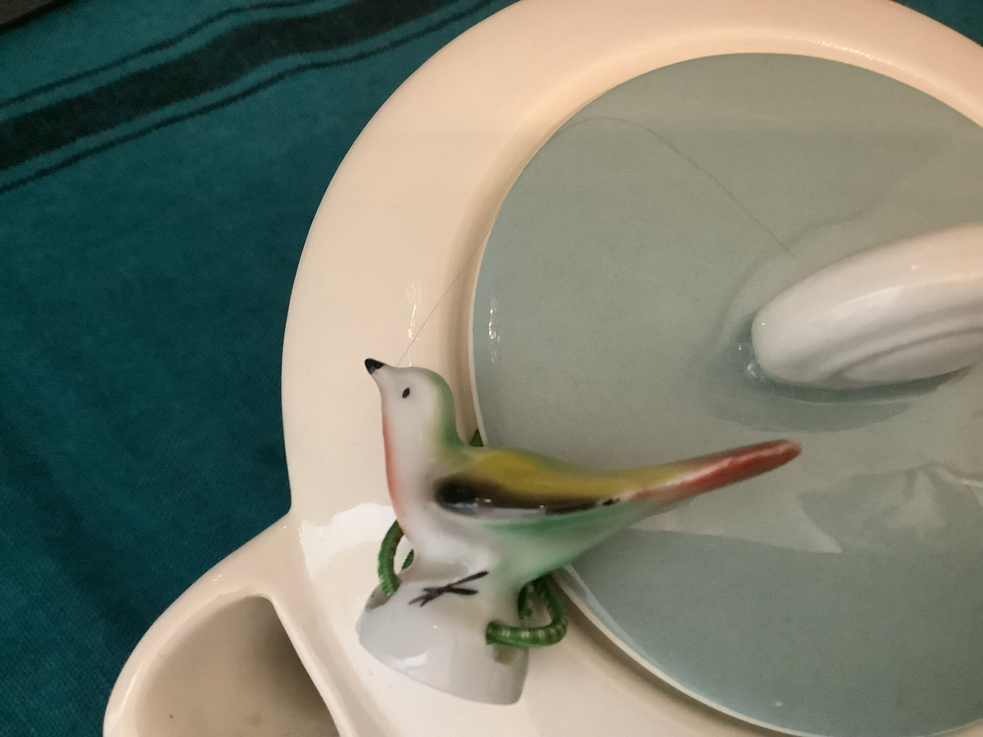Cups + Saucers + Jug + Bird