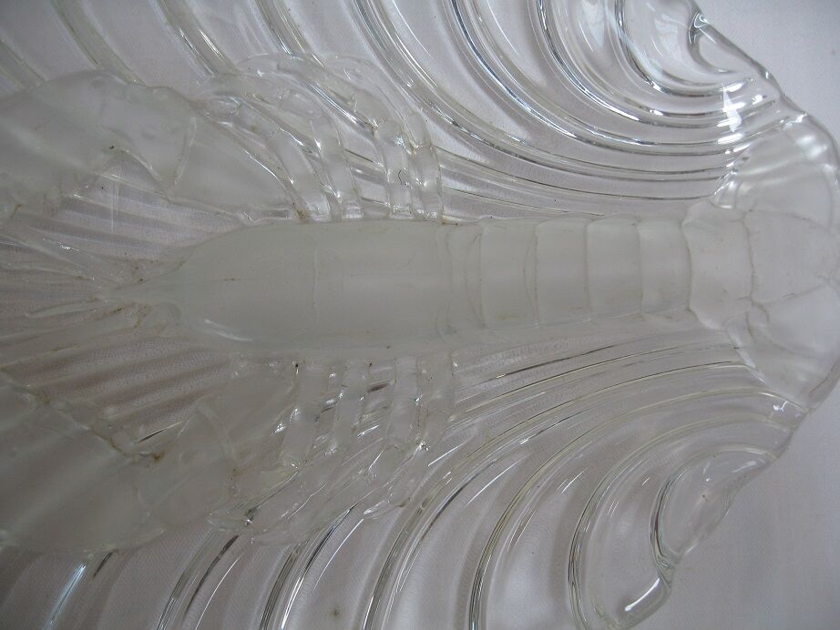 Glass lobster dish