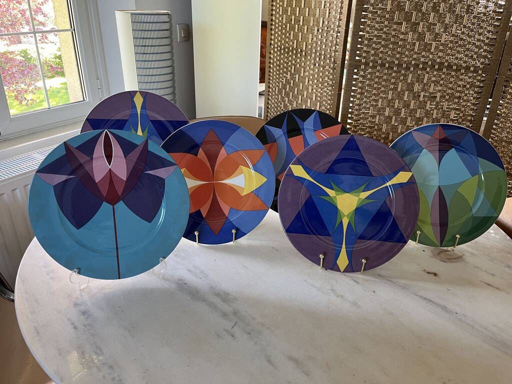 Villeroy and Boch kaleidoscope large plates 1980 x6