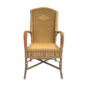 Red vintage décor rattan armchair