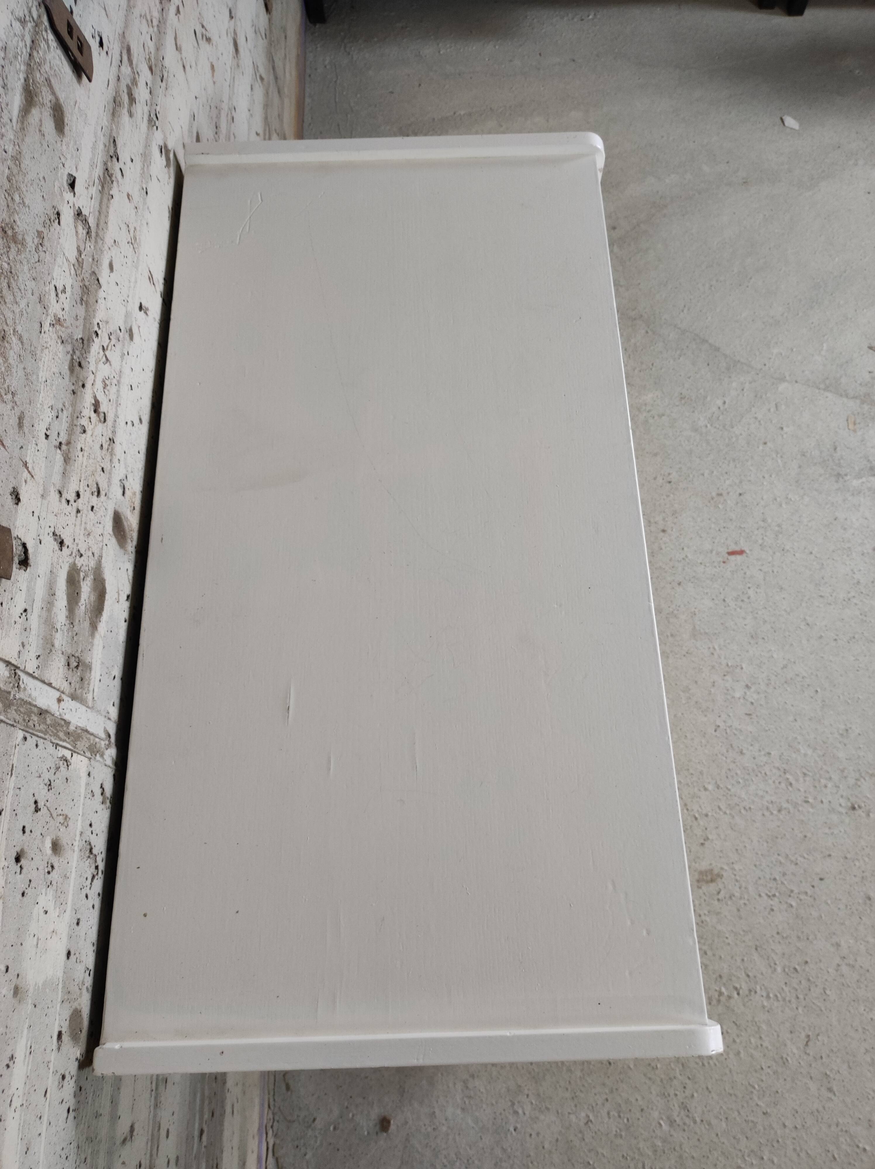 Commode vintage blanche