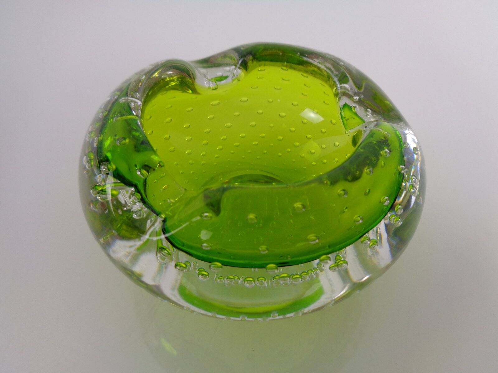 Green Sommerso Murano Glass Ashtrays, Italy, 1960s, Set of 2