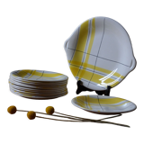 Montreal dessert service from Salins