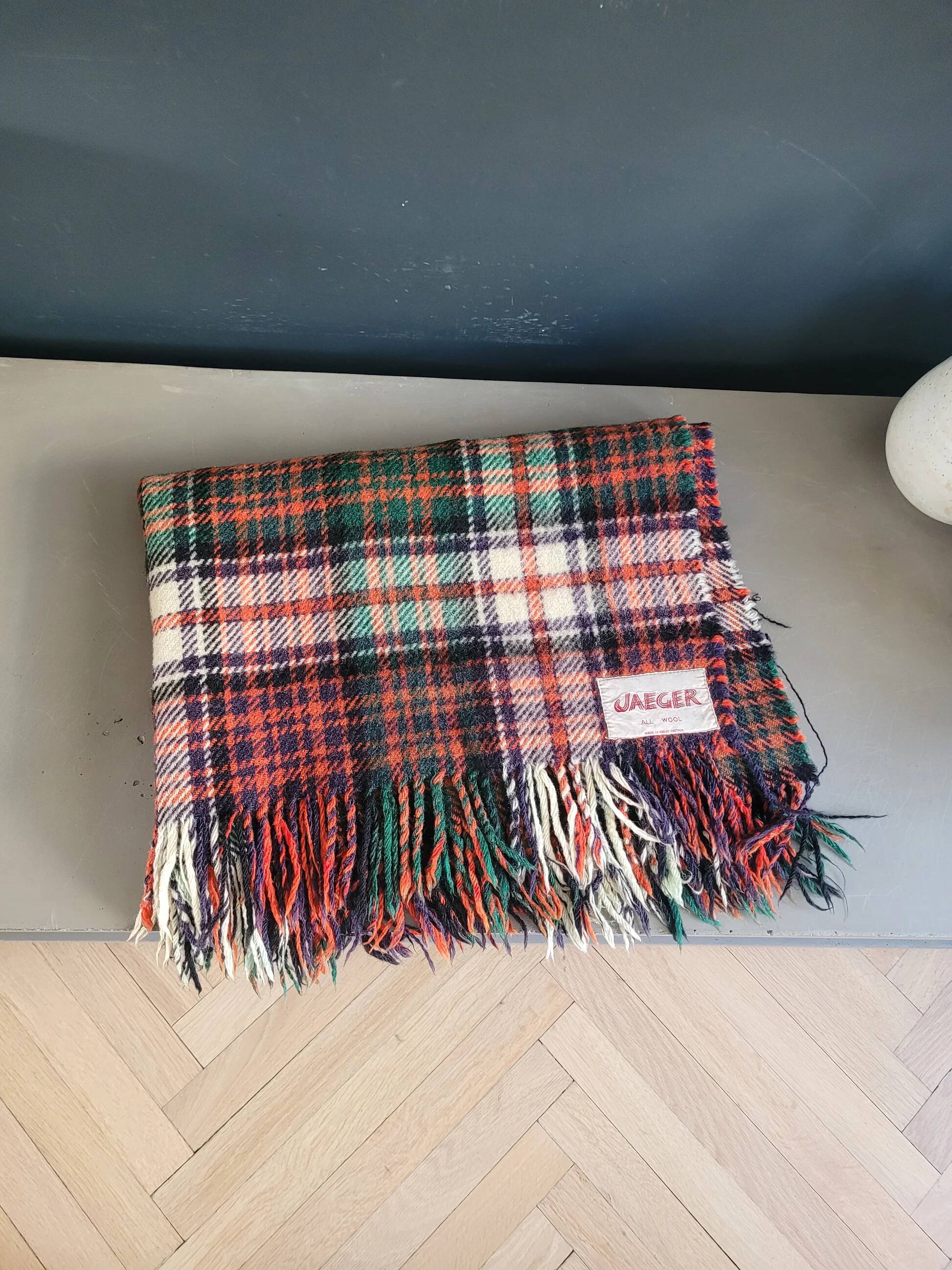 Jaeger tartan pattern blanket, 100% wool - 117x87 - Ref 855