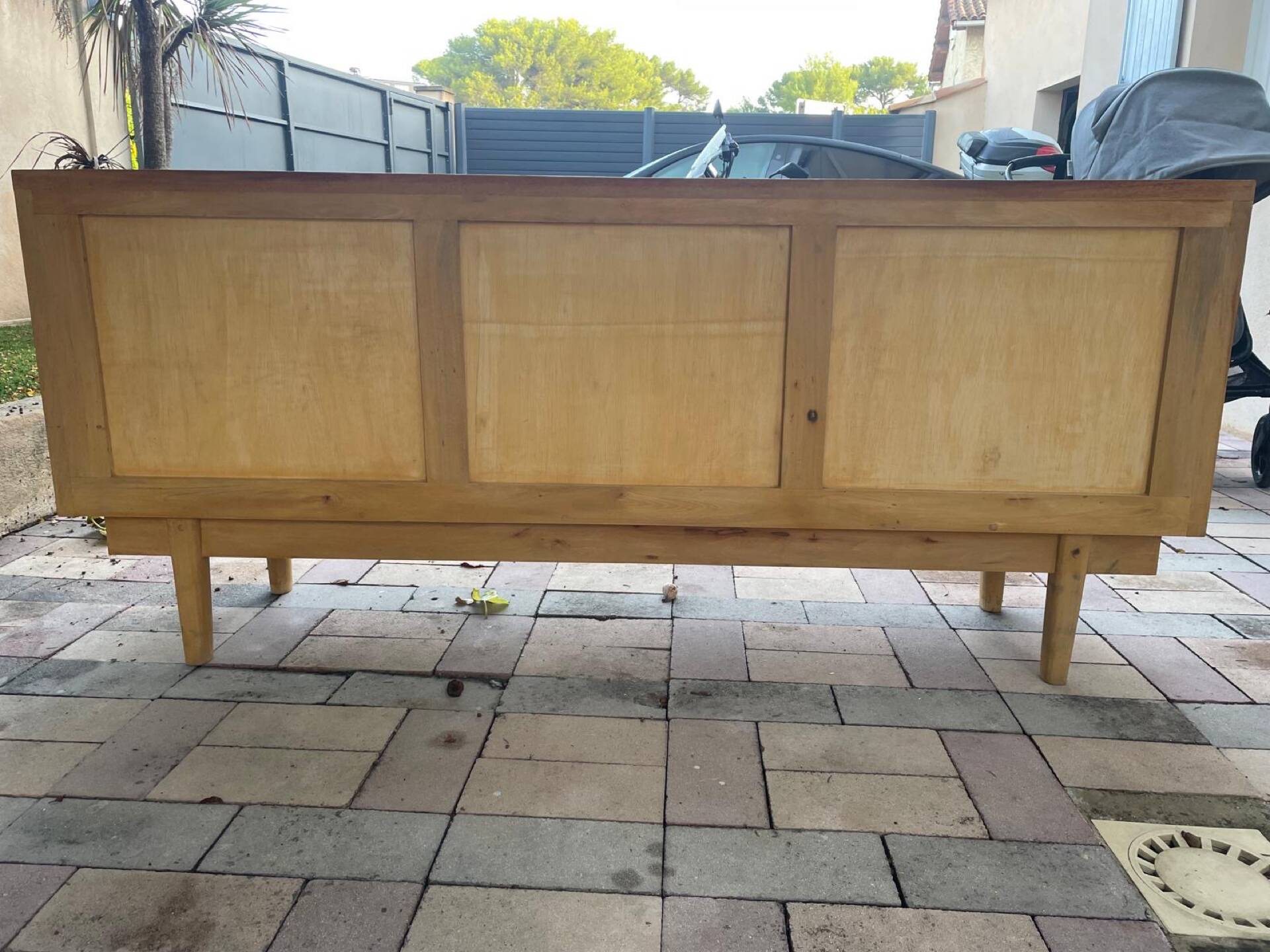Meuble buffet venant de Bali