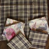 6 brown checkered napkins with vintage floral print