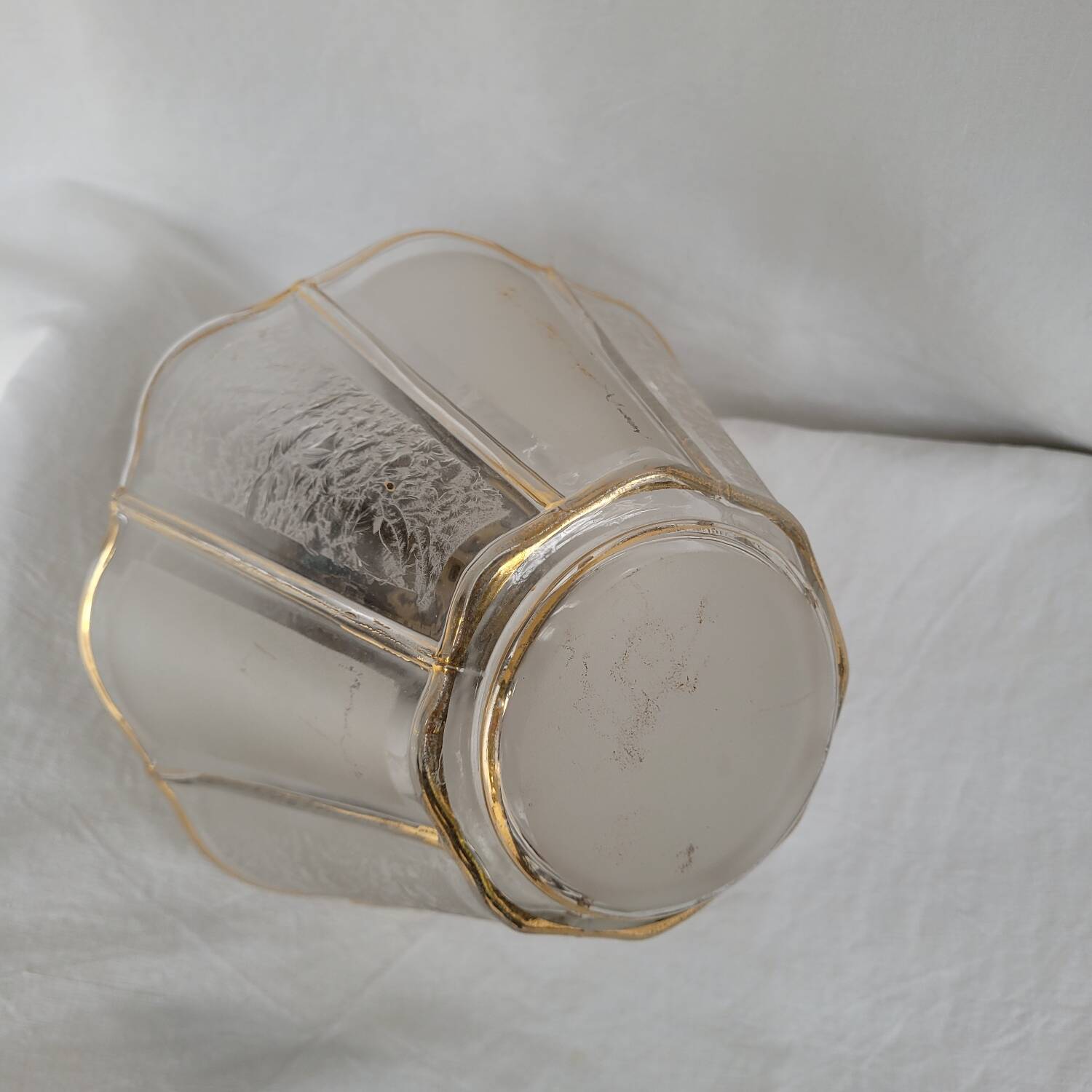 Suspended lantern in moulded glass and brass – 50's vintage light fixture