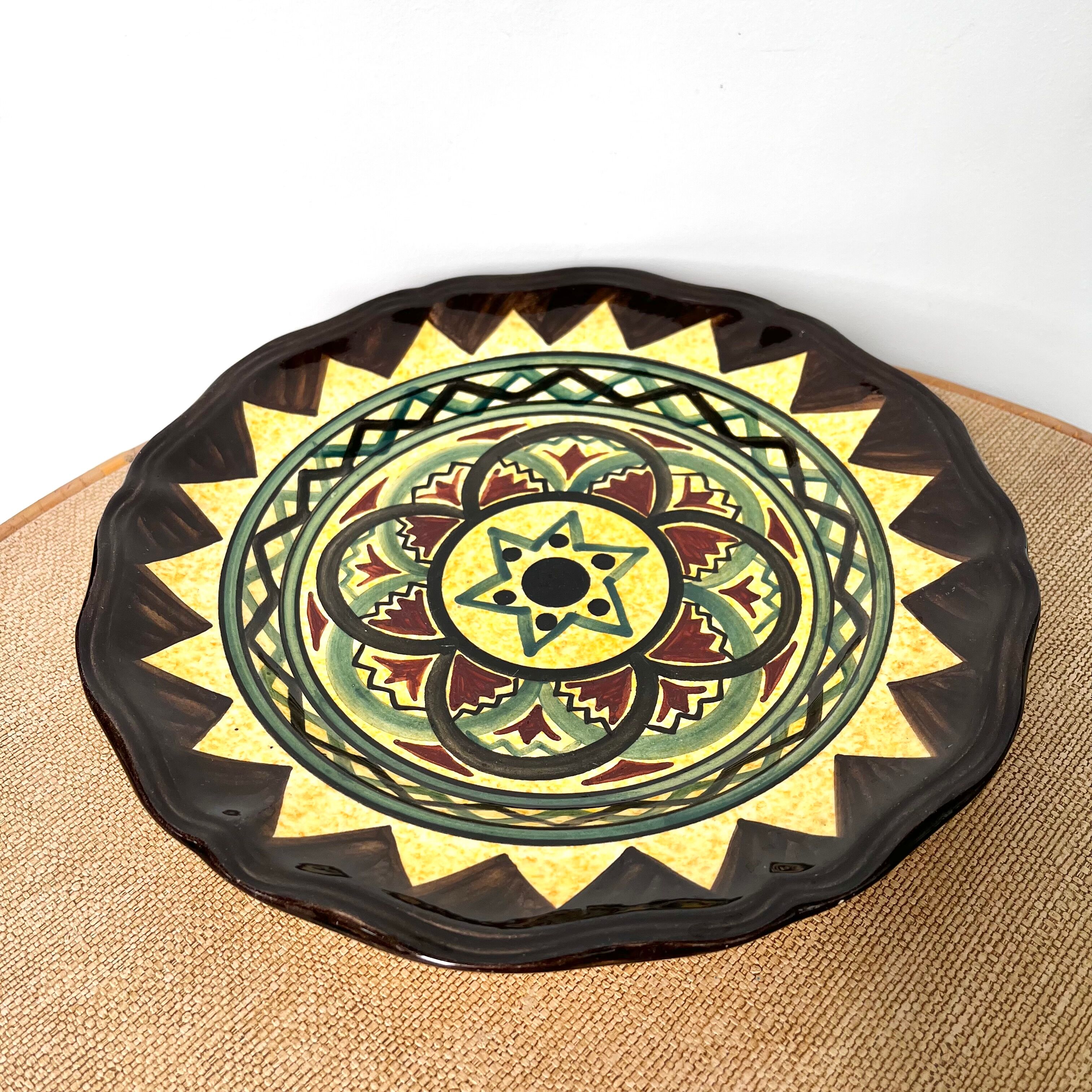 Decorative plate Faïencerie St Jean de Bretagne 1960