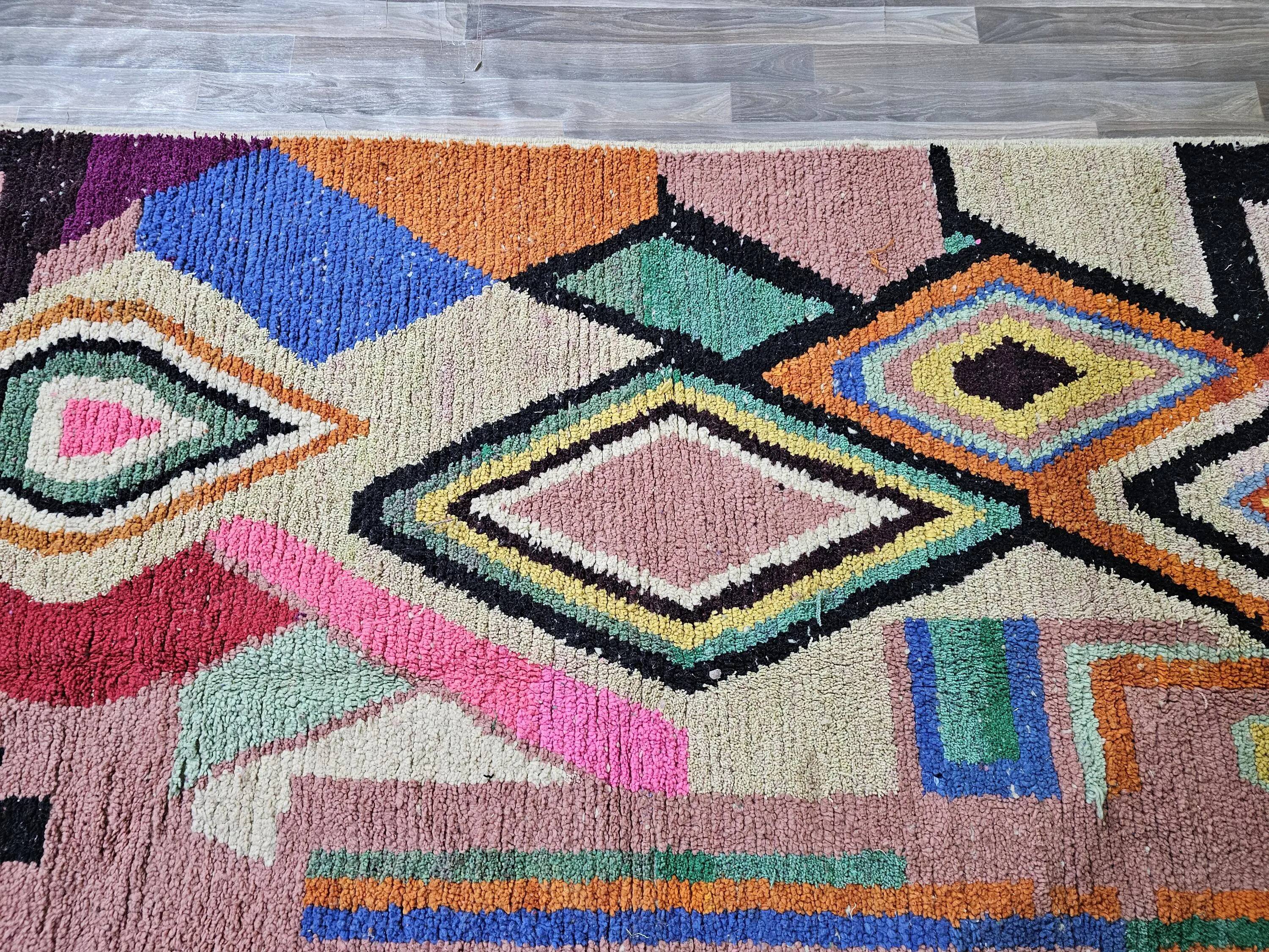Moroccan rug in natural wool 3 x 2 m
