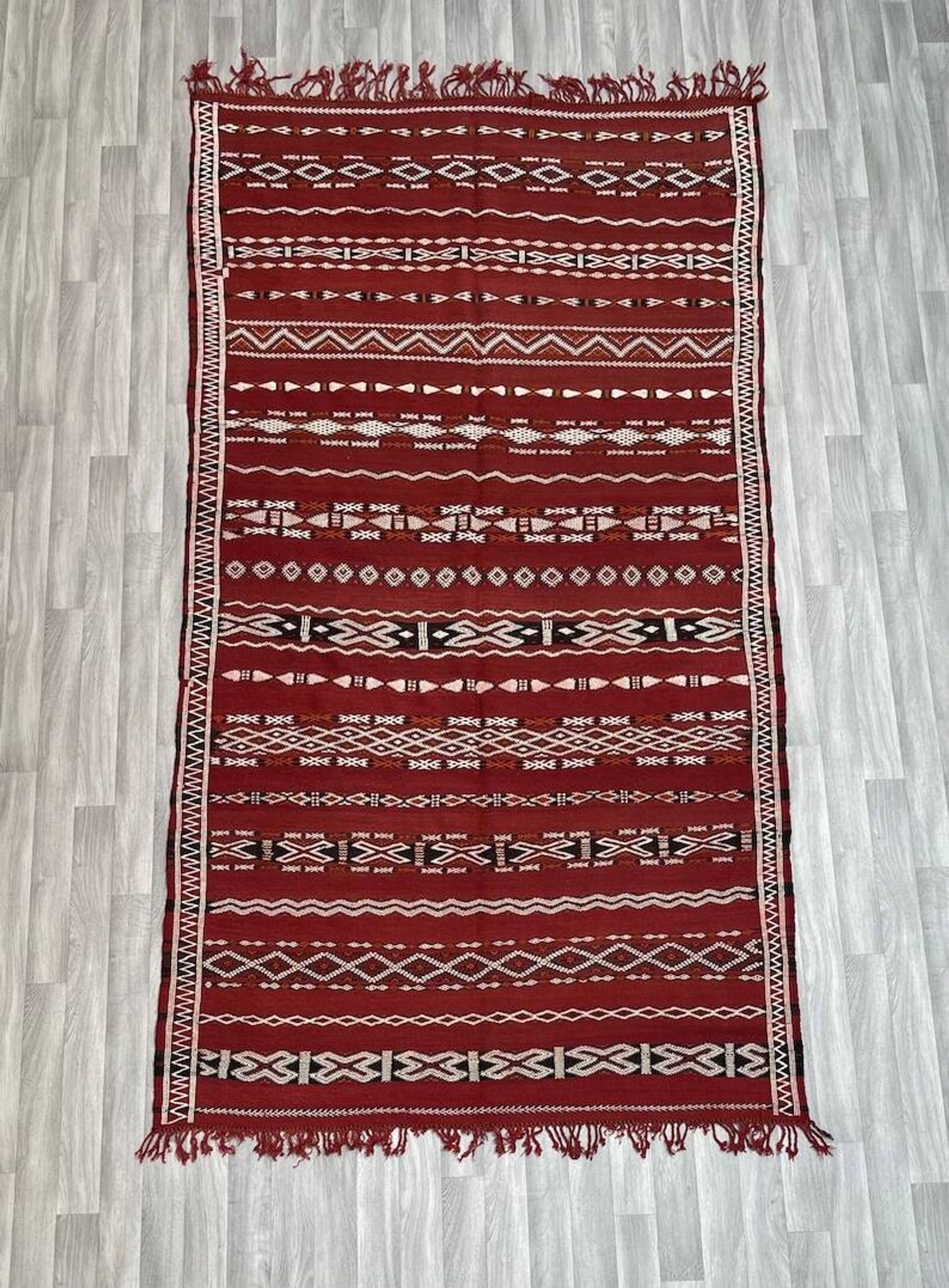 Old Zemmouri Kilim, Faltisse Berber Rug, Handmade Moroccan Carper, Home Decor