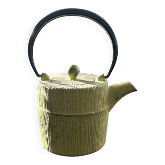 Japanese cast iron teapot