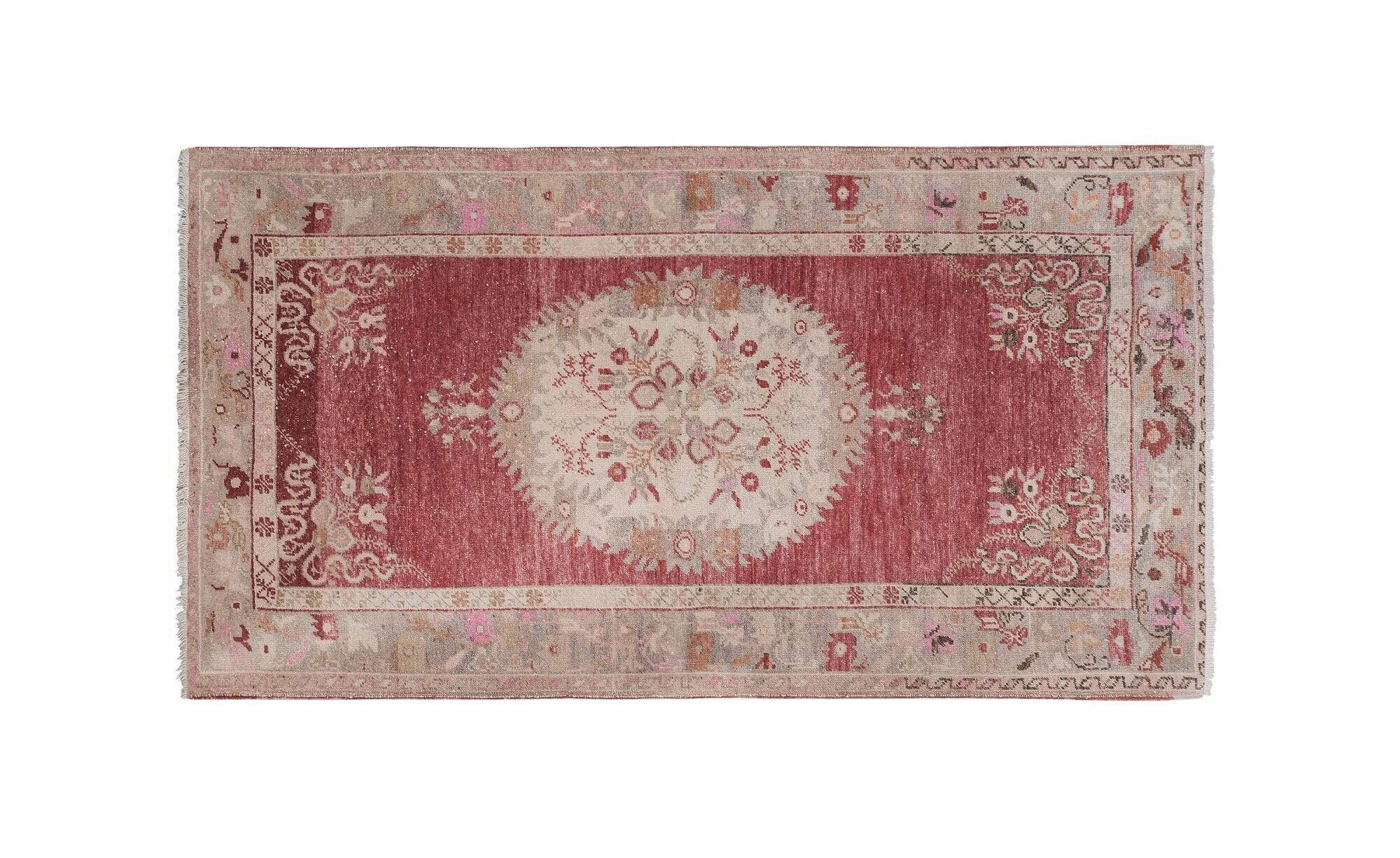 Vintage Turkish Oushak rug 113x207 cm