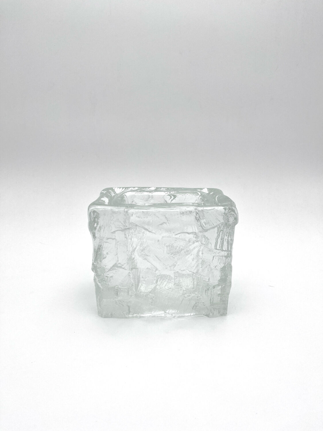 Brutalist vase "Demant" Göte Augustsson - Ruda Glasbruk - Sweden 1960