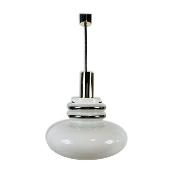 Lampe à suspension en verre opale de Peill and Putzler, vers 1970