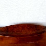 Coupe oblongue en bois brutaliste