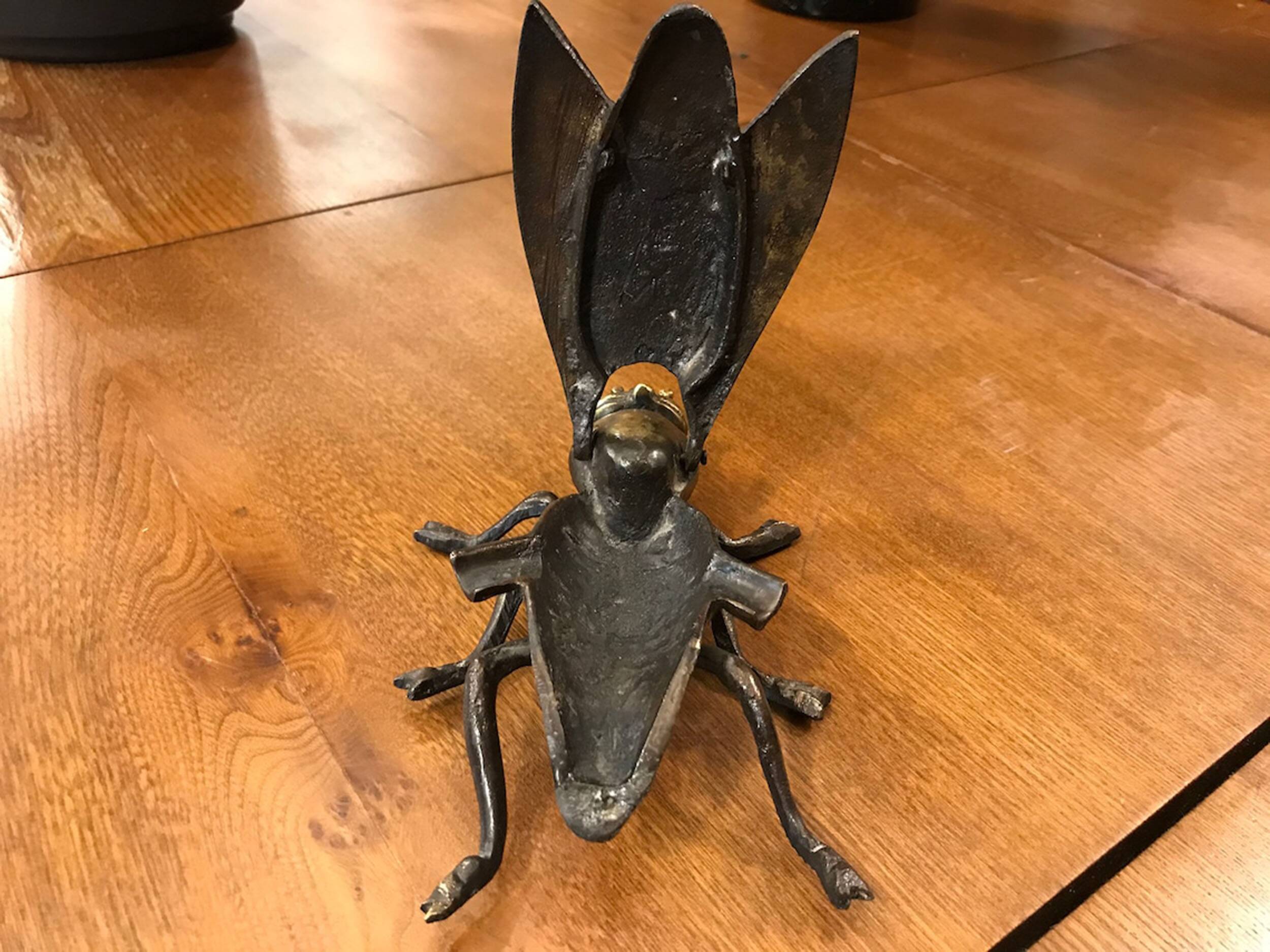 Vintage Ashtray Fly Design with Lid