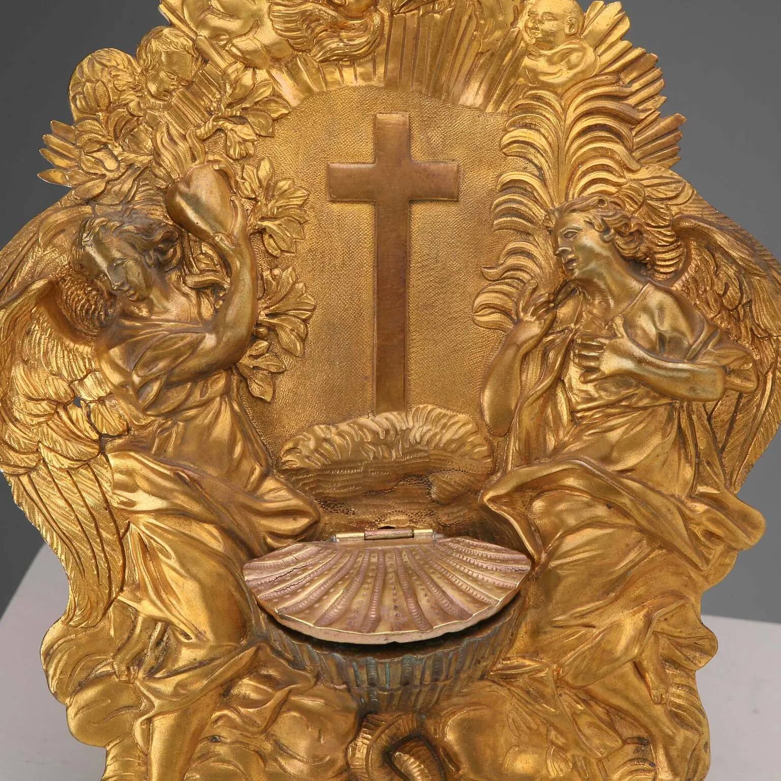 Bénitier ancien en bronze doré, Italie, XXe siècle