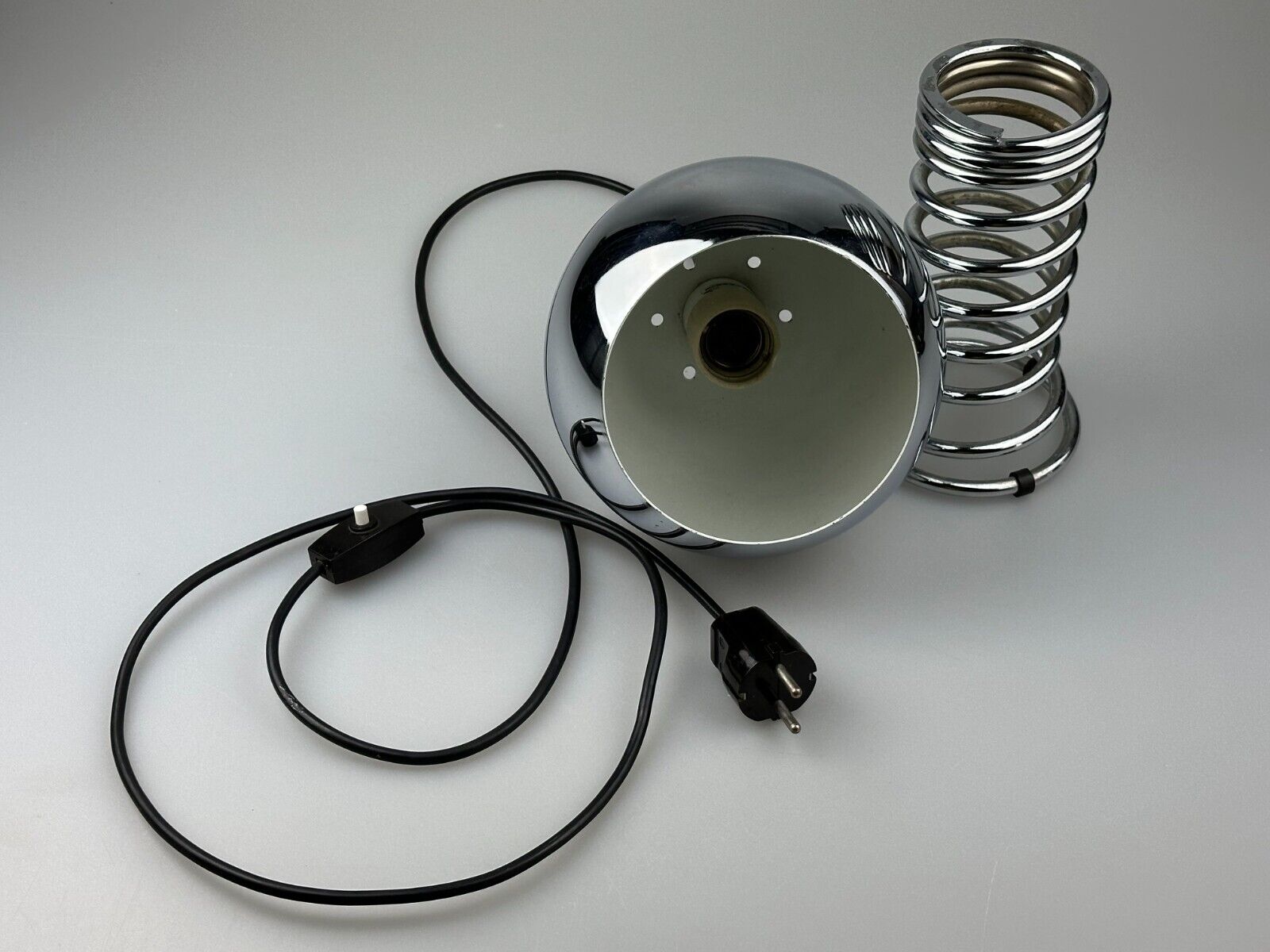 60s 70s table lamp ball lamp spring chrome metal space age design