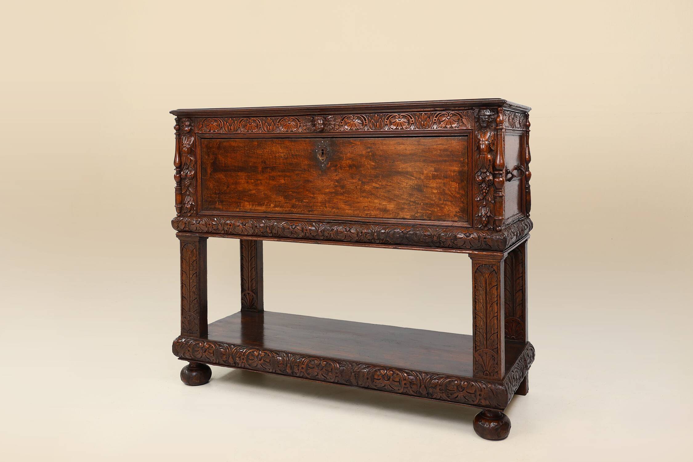 16th Century Italian Renaissance Cabinet in walnut with rich carvings