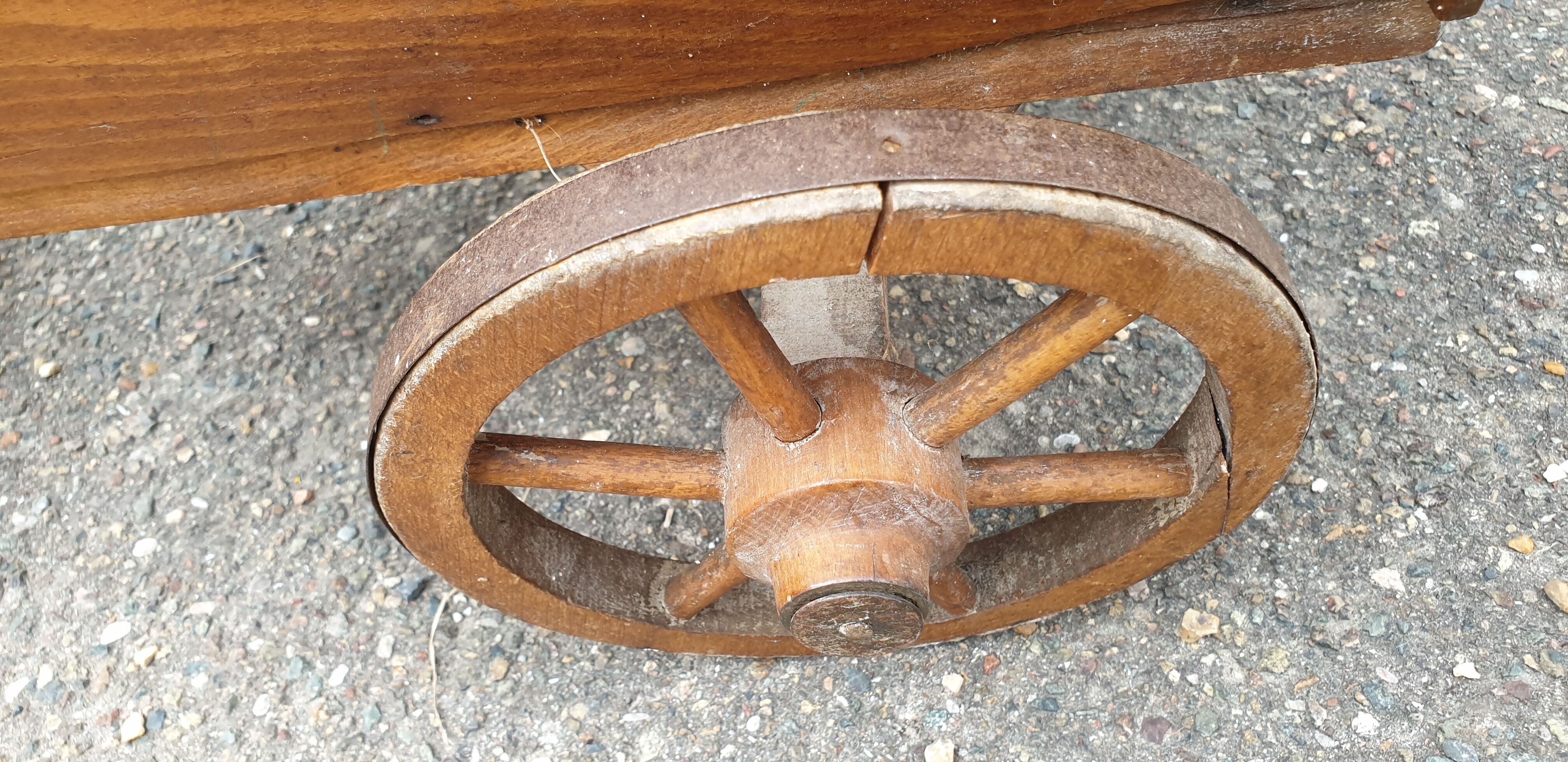 Old wood cart