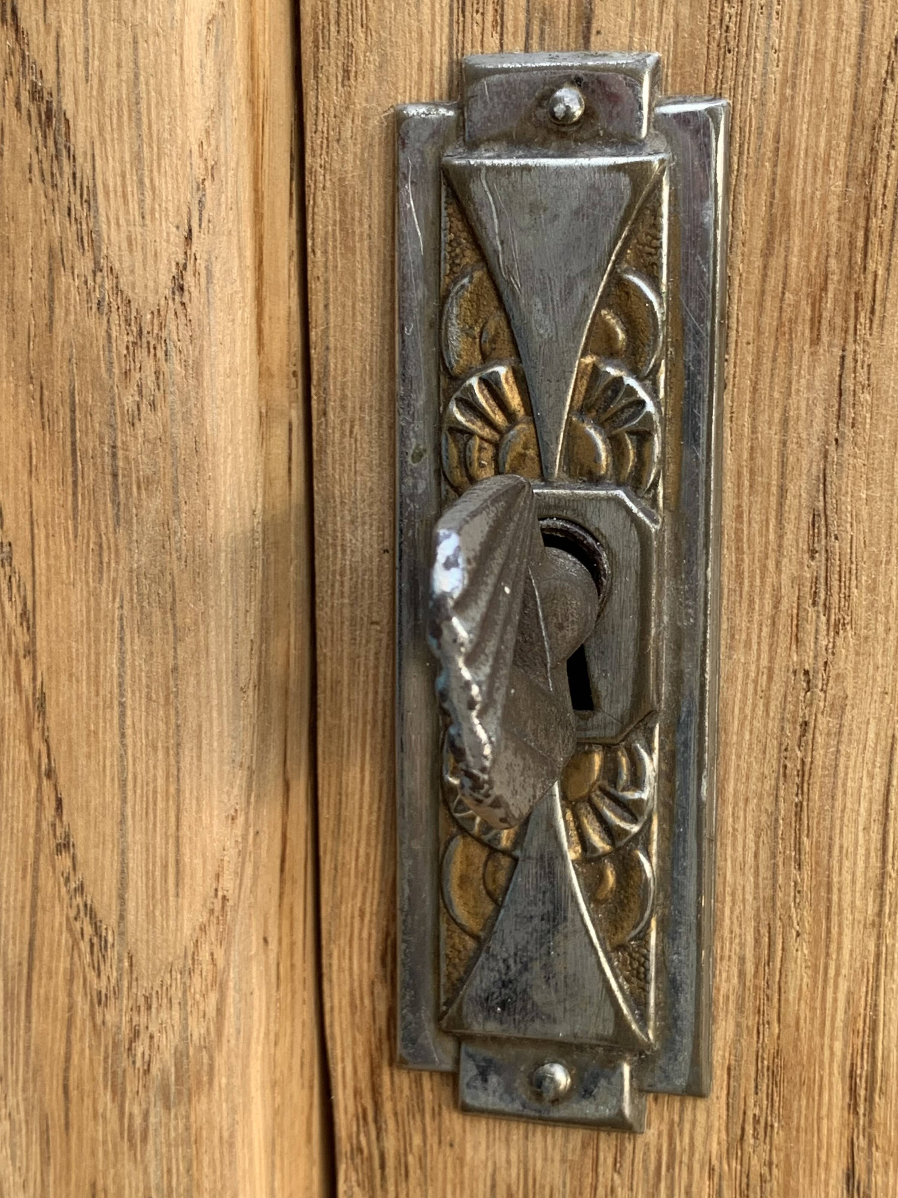 Armoire parisienne vitrée art déco bois brut 1930