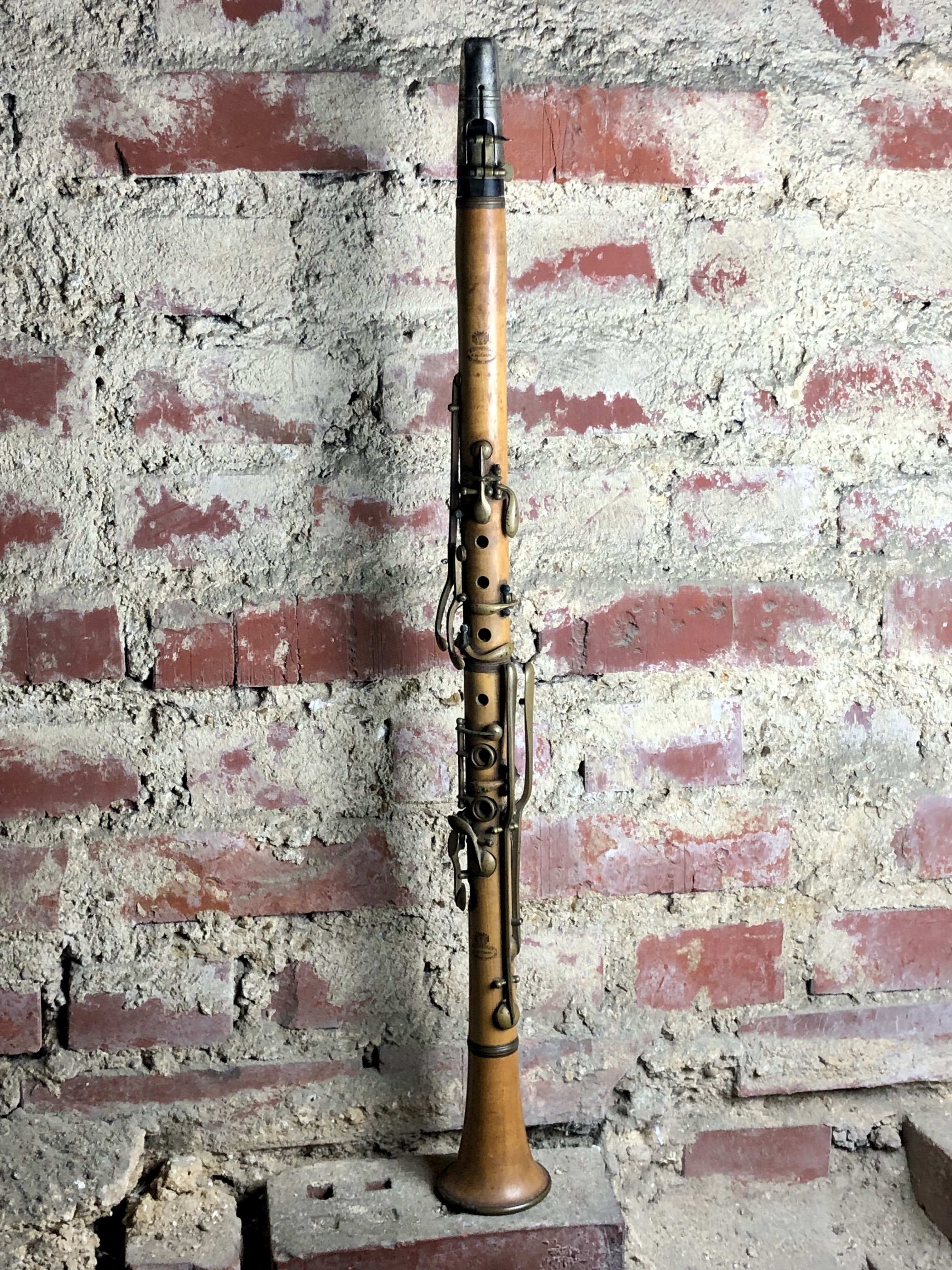 Ancient clarinet in boxwood Dupeyrat.  Allemans French manufacture 1910