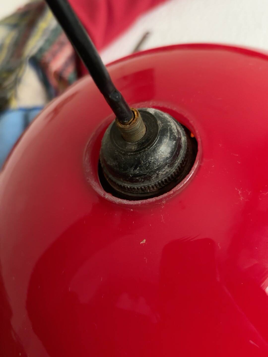 Red opaline glass pendant (circa 60/70)