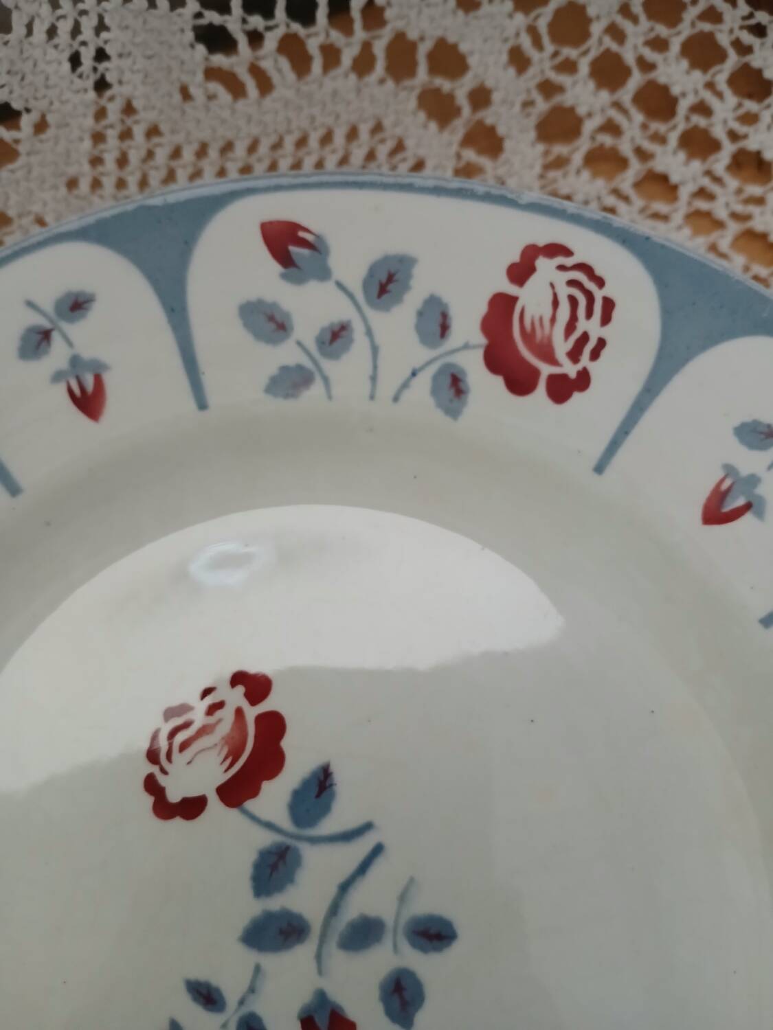 Antique Saint Amand fruit bowl