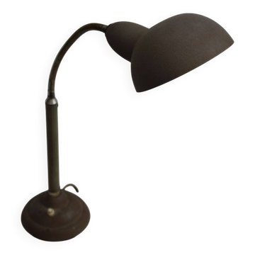 Lampe à poser en métal