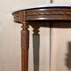Console demie lune de style Louis XVI en bois sculpté