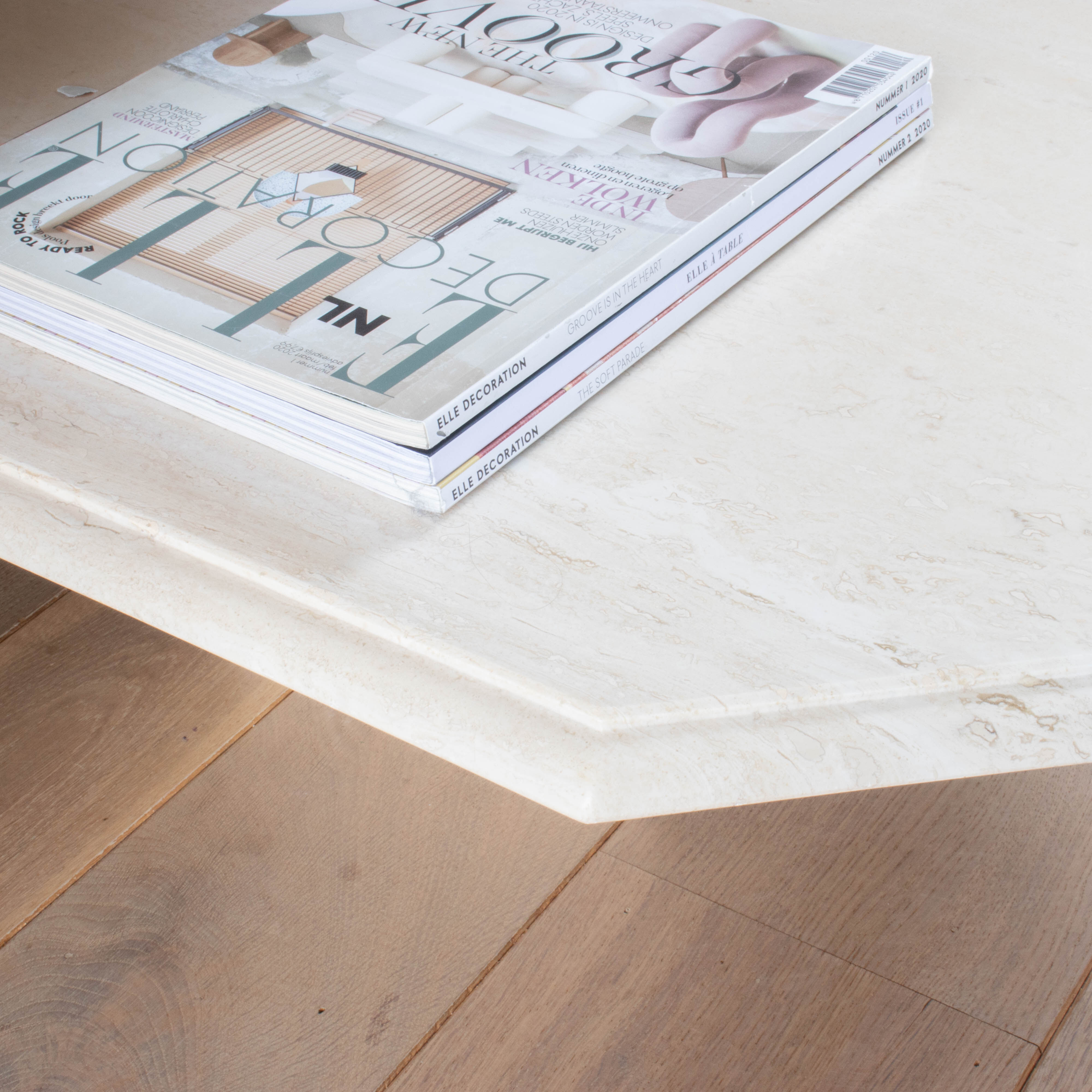 Tables basses en travertin