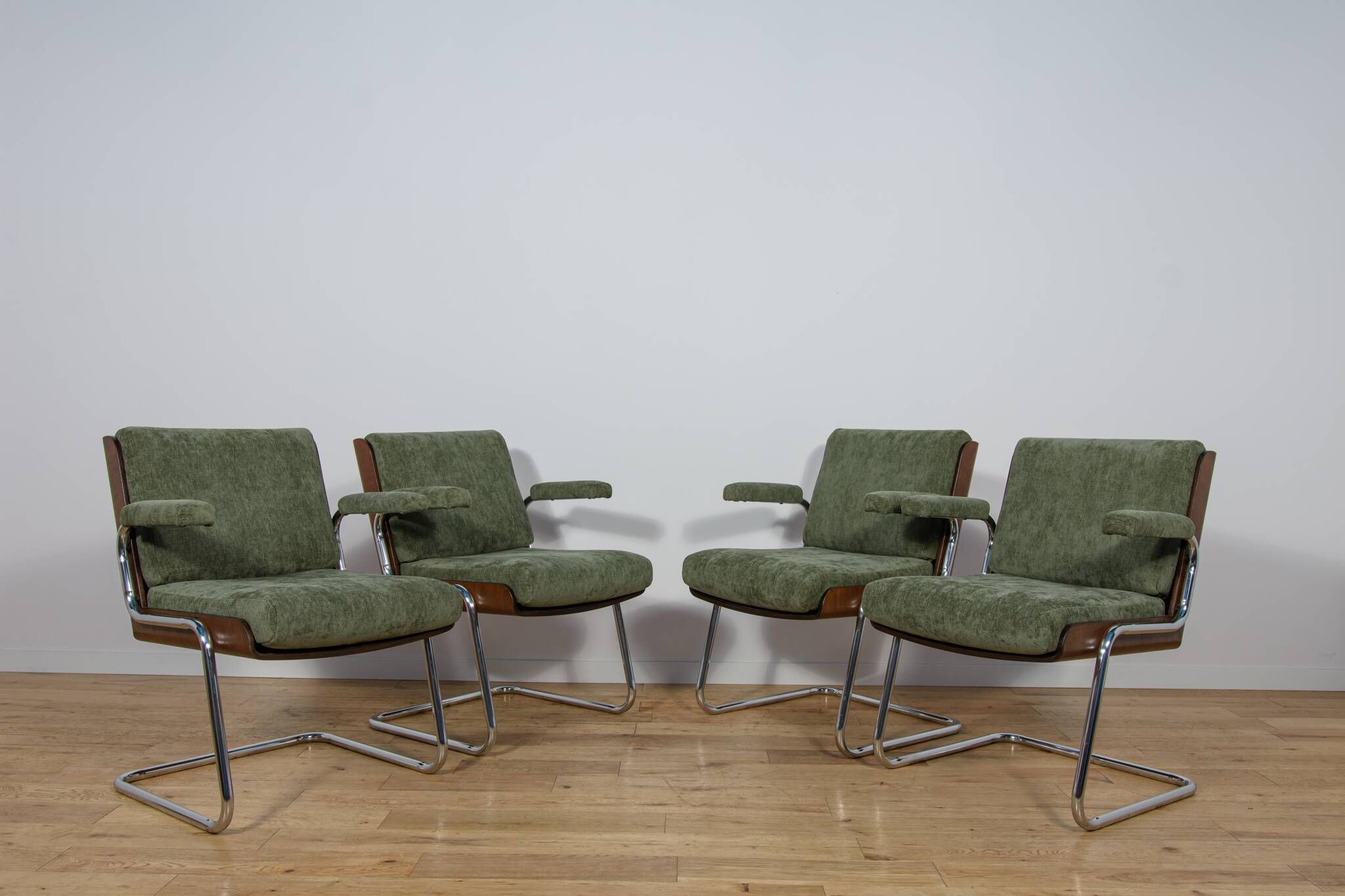 Chrome and Teak Chairs by Gordon Russell, United Kingdom, 1970s, Set of 4