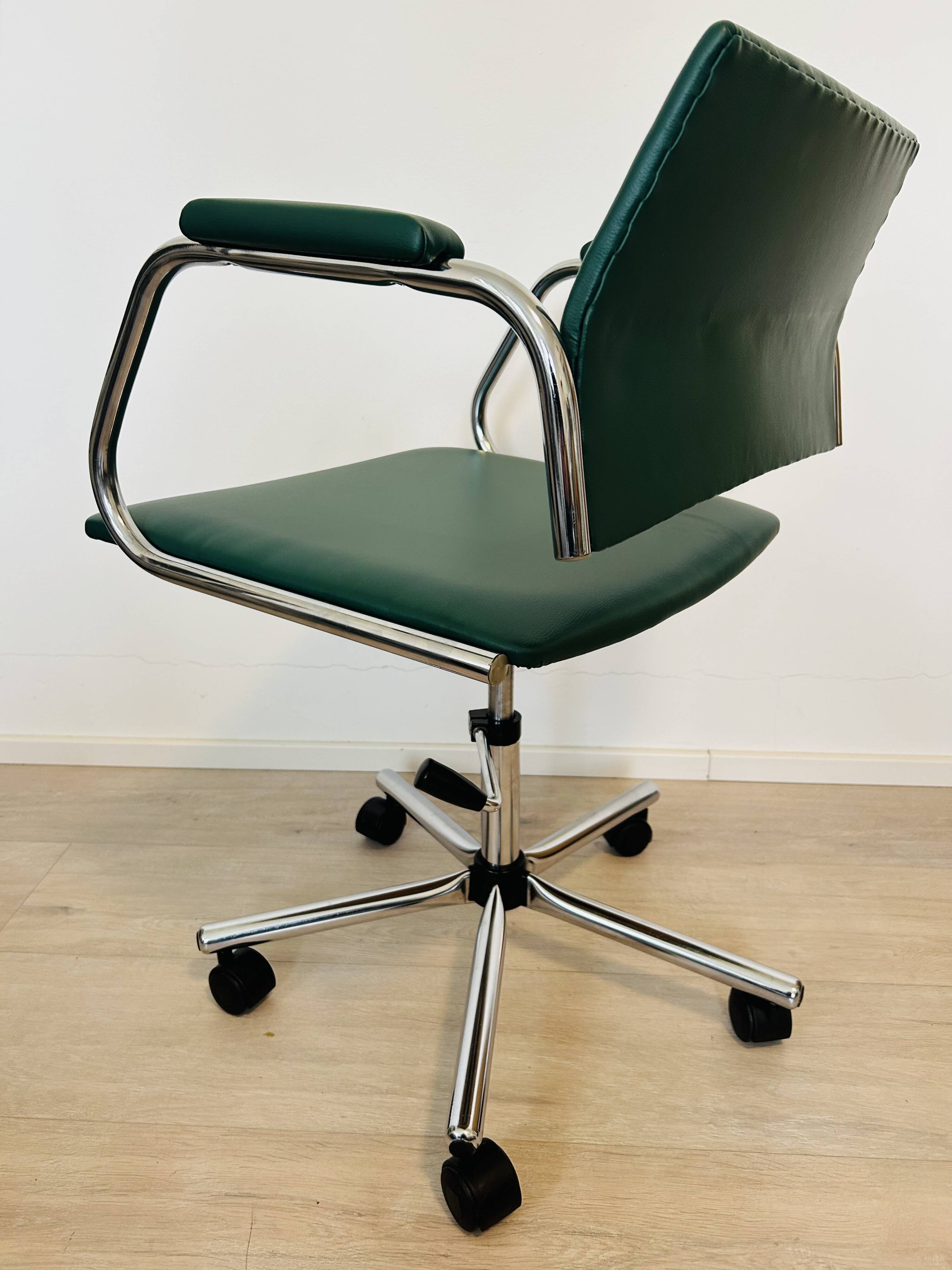 Fully Restored Kovona Office Chair K-385, Czechoslovakia 1970’s