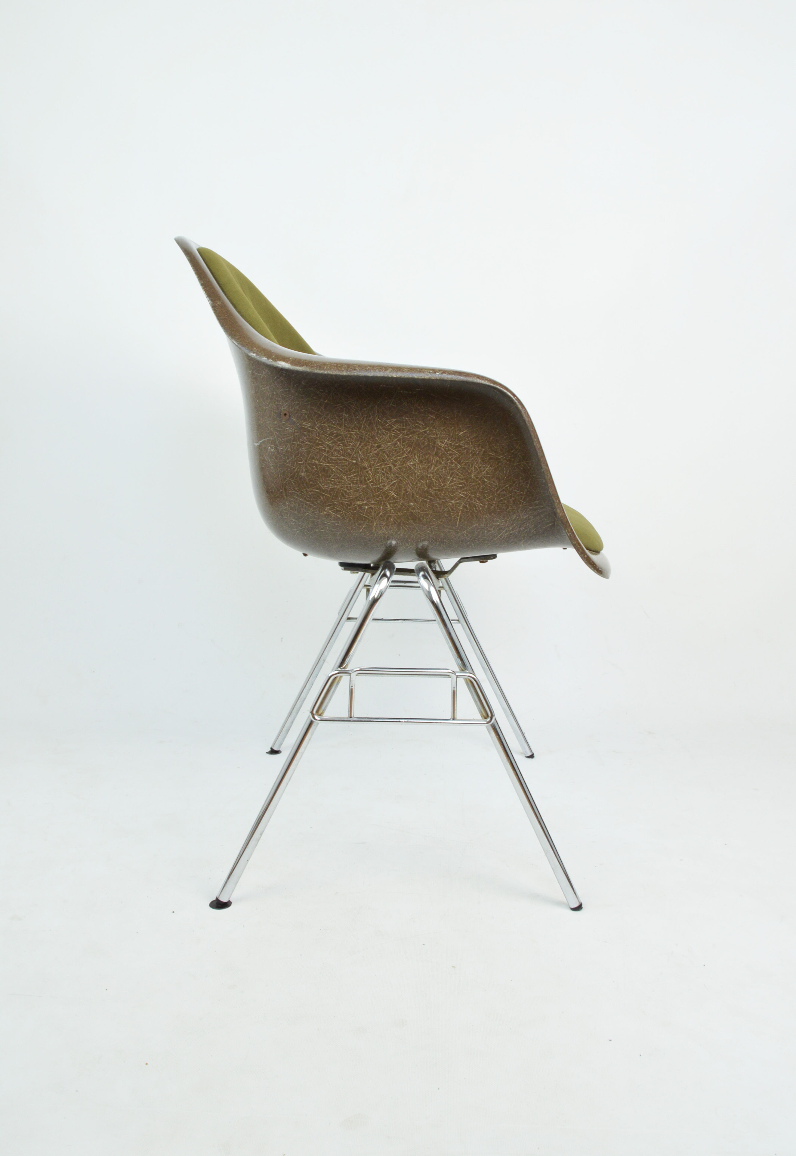Chair designed by Charles & Ray Eames, Vitra, 1970